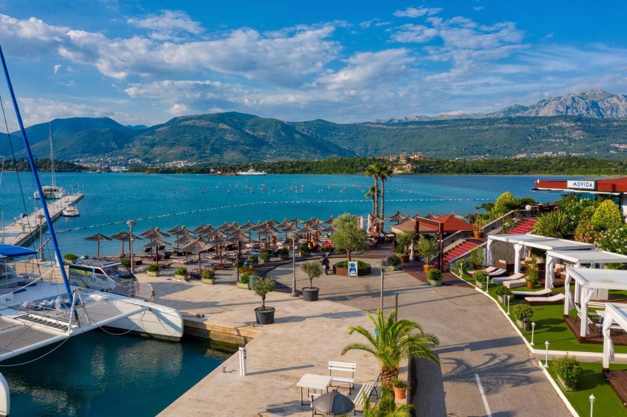 Aquata Apartments Tivat Exteriör bild